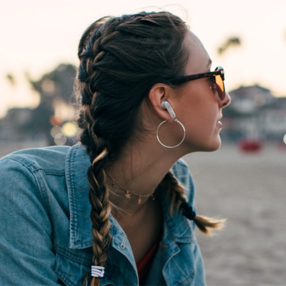 EARBUDS Earbuds are wireless earphones that connect to your phone via bluetooth. The earbuds charge automatically in the supplied case, so you can enjoy your favourite music or podcast on the go for hours! EARBUDS Earbuds are wireless earphones that connect to your phone via bluetooth. The earbuds charge automatically in the supplied case, so you can enjoy your favourite music or podcast on the go for hours!